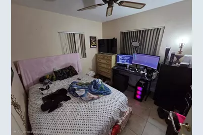 4410 NE 3rd Ave, Deerfield Beach, FL 33064 - Photo 12