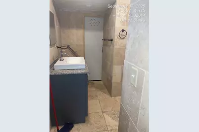 7405 W 14th Ct, Hialeah, FL 33014 - Photo 6