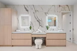 2405 Castilla Isle, Fort Lauderdale, FL 33301 - Photo 30