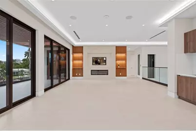 2405  Castilla Isle, Fort Lauderdale, FL 33301 - Photo 22