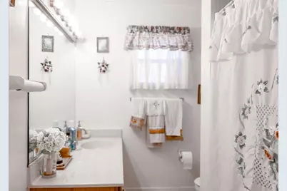 650 SE Strait Ave, Port Saint Lucie, FL 34983 - Photo 6