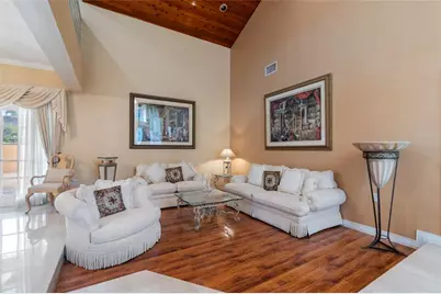 8235 NW 164th St, Miami Lakes, FL 33016 - Photo 20