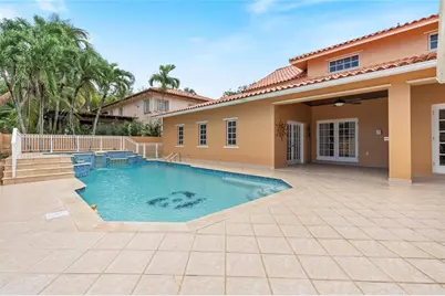 8235 NW 164th St, Miami Lakes, FL 33016 - Photo 36