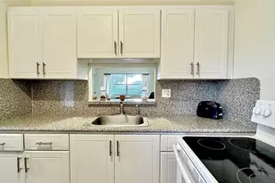 5103 NW 35th St, Lauderdale Lakes, FL 33319 - Photo 10