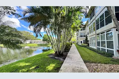 5103 NW 35th St, Unit #606, Lauderdale Lakes, FL 33319 - Photo 2