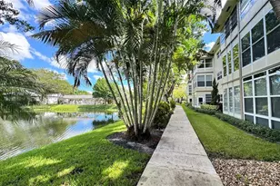 5103 NW 35th St, Lauderdale Lakes, FL 33319 - Photo 2