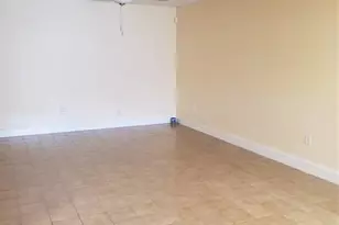 750 NE 199th St, Miami, FL 33179 - Photo 10