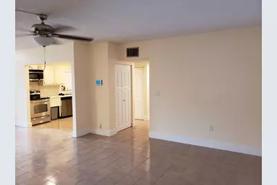 750 NE 199th St, Unit #H-106, Miami, FL 33179 - Photo 14
