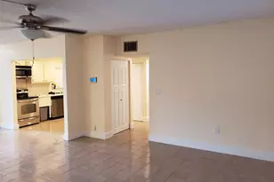 750 NE 199th St, Miami, FL 33179 - Photo 14