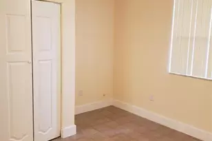 750 NE 199th St, Miami, FL 33179 - Photo 38