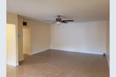 750 NE 199th St, Unit #H-106, Miami, FL 33179 - Photo 12