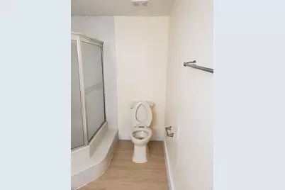 750 NE 199th St, Unit #H-106, Miami, FL 33179 - Photo 84