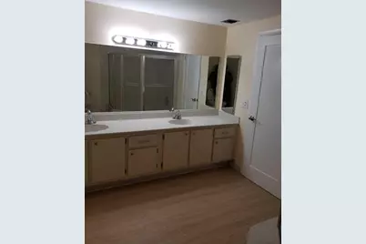 750 NE 199th St, Unit #H-106, Miami, FL 33179 - Photo 96