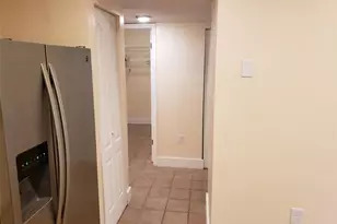 750 NE 199th St, Miami, FL 33179 - Photo 28