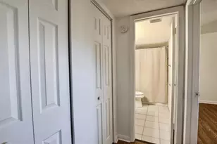 3905 N Nob Hill Rd, Sunrise, FL 33351 - Photo 20