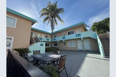 323  Monroe St, Hollywood, FL 33019 - Photo 1