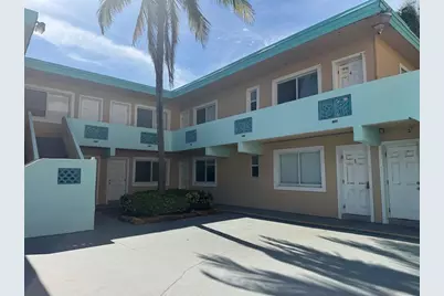 323  Monroe St, Hollywood, FL 33019 - Photo 2