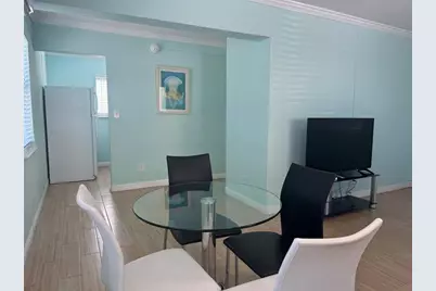 323  Monroe St, Hollywood, FL 33019 - Photo 6