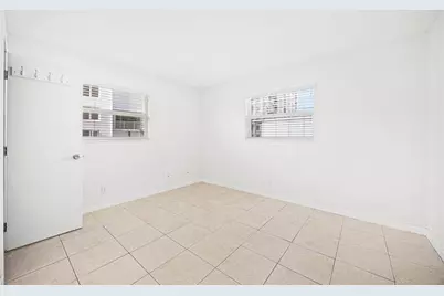 2131 N Ocean Blvd, Unit #17, Fort Lauderdale, FL 33305 - Photo 12