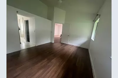 16360  Malibu Dr, Weston, FL 33326 - Photo 12