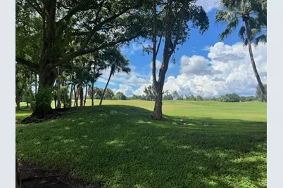 16360  Malibu Dr, Weston, FL 33326 - Photo 28