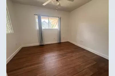 16360  Malibu Dr, Weston, FL 33326 - Photo 18