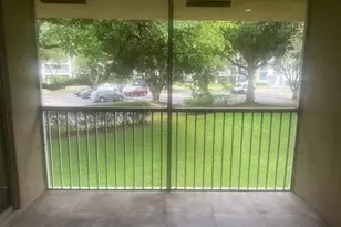 16360 Malibu Dr, Weston, FL 33326 - Photo 24