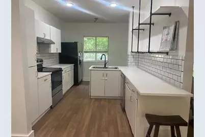 16360  Malibu Dr, Weston, FL 33326 - Photo 6