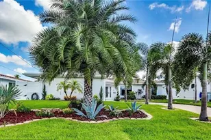 361 SE 9th Ct, Pompano Beach, FL 33060 - Photo 2