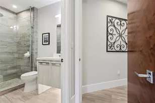 161 Isle of Venice Dr, Fort Lauderdale, FL 33301 - Photo 20