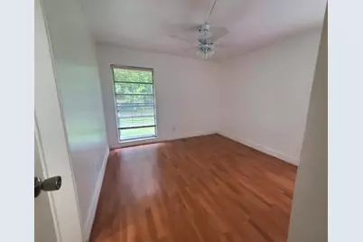 6310 NW 71st Ave, Tamarac, FL 33321 - Photo 8