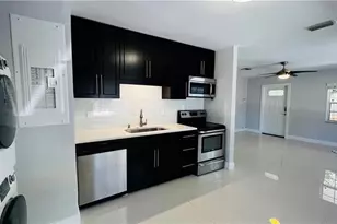 730 SW 2nd Ct, Fort Lauderdale, FL 33312 - Photo 2