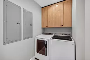 2024 Harbourview Dr, Fort Lauderdale, FL 33316 - Photo 24