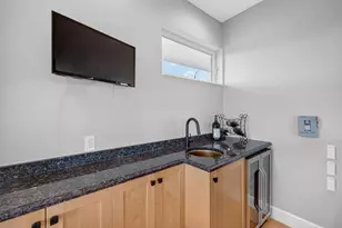 2024 Harbourview Dr, Fort Lauderdale, FL 33316 - Photo 64