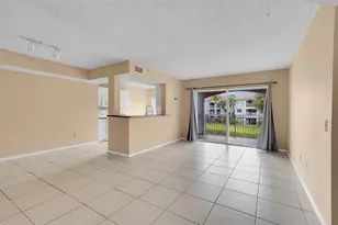 9645 NW 1st Ct, Pembroke Pines, FL 33024 - Photo 4