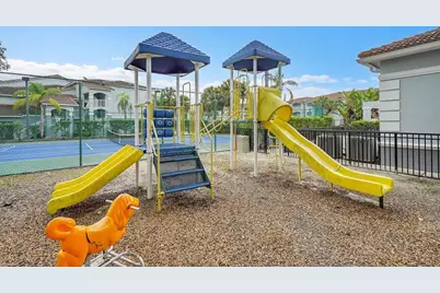 9645 NW 1st Ct, Unit #1-210, Pembroke Pines, FL 33024 - Photo 32