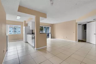 9645 NW 1st Ct, Pembroke Pines, FL 33024 - Photo 10