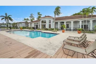 9645 NW 1st Ct, Unit #1-210, Pembroke Pines, FL 33024 - Photo 36