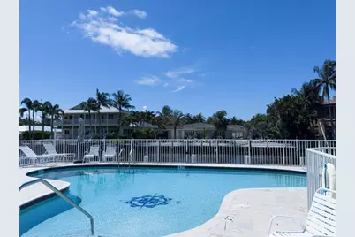 2330 NE 36th Street, Unit #11, Lighthouse Point, FL 33064 - Photo 12