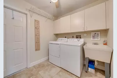 12422  Classic Dr, Coral Springs, FL 33071 - Photo 32