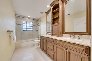 12422 Classic Dr, Coral Springs, FL 33071 - Photo 34