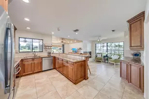 12422 Classic Dr, Coral Springs, FL 33071 - Photo 10