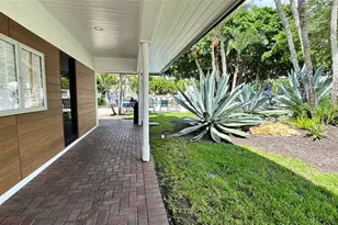 2650 S Course Dr, Pompano Beach, FL 33069 - Photo 38