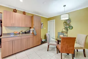 8010 NW 103rd Ave, Tamarac, FL 33321 - Photo 12