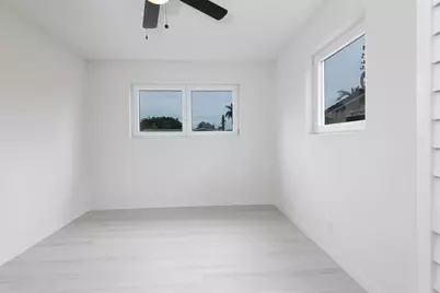 713 SW 4th Ct, Hallandale Beach, FL 33009 - Photo 42