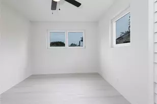 713 SW 4th Ct, Hallandale Beach, FL 33009 - Photo 42