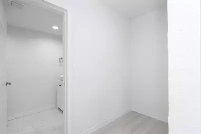 713 SW 4th Ct, Hallandale Beach, FL 33009 - Photo 18