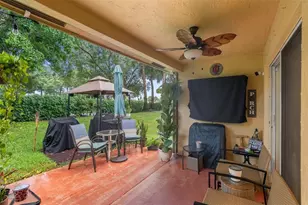 18241 NW 8th St, Pembroke Pines, FL 33029 - Photo 26