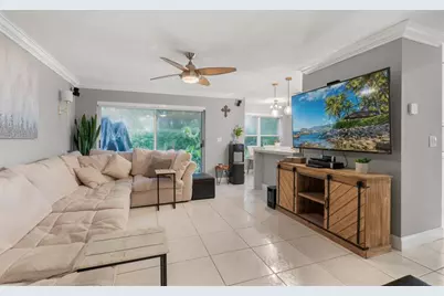 18241 NW 8th St, Pembroke Pines, FL 33029 - Photo 8