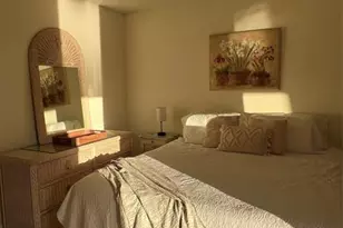 900 SW 10th Terrace, Hallandale Beach, FL 33009 - Photo 16